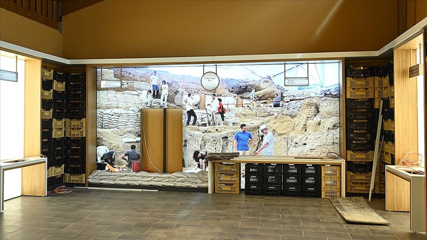 Çatalhöyük Tanıtım ve Karşılama Merkezi'nde son hazırlıklar yapılıyor