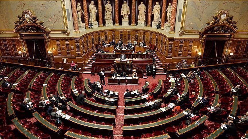 Парламент Франции одобрил увеличение военных расходов