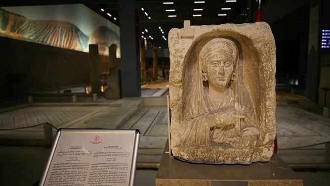 Turki riceve un’antica stele tombale inviata dall’Italia