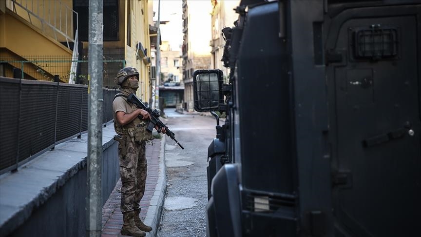 Turska policija u Istanbulu privela 28 stranaca osumnjičenih za veze s terorističkom organizacijom ISIS