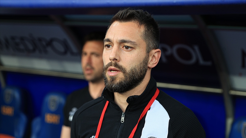 Fatih Karagümrük'te teknik direktörlük görevine Alparslan Erdem getirildi