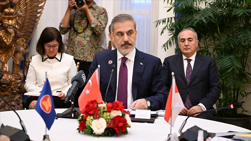 Dışişleri Bakanı Fidan: Türkiye ve ASEAN'ın çok daha ileri seviyede işbirliği yapması gerektiğine inanıyoruz