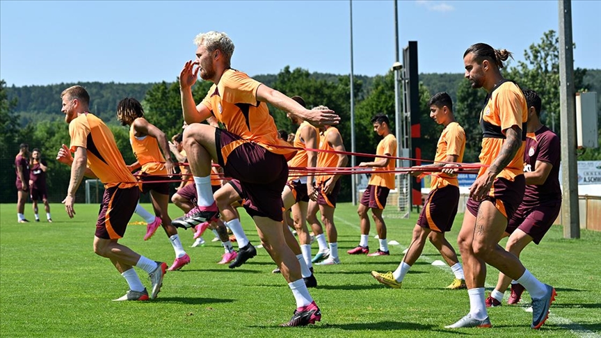 Galatasaray'ın Avusturya kampı sürüyor 