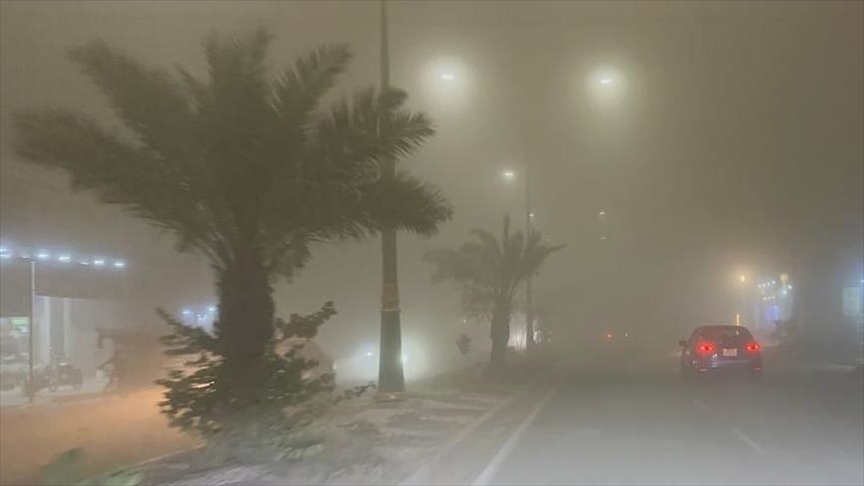 More than 1,000 people hospitalized in southeast Iran after sandstorms More than 1,000 people hospitalized in southeast Iran after sandstorms