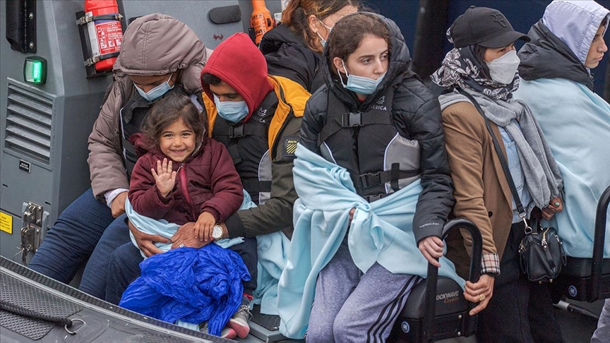 İngiltere'de yasa dışı göçü engellemeye yönelik yasa tasarısı parlamentodan geçti