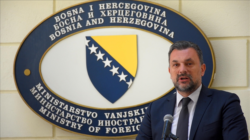 Ministar vanjskih poslova BiH zatražio zvaničan stav Srbije u vezi s veličanjem ratnih zločina i zločinaca