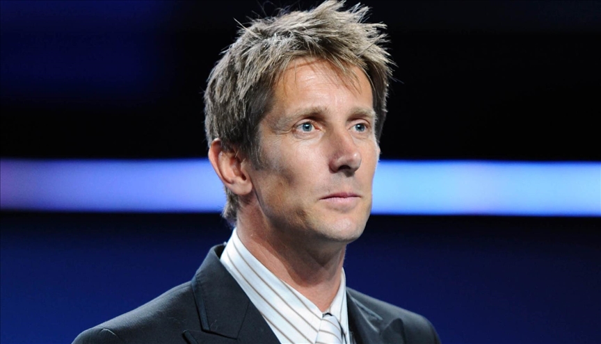 Former Netherlands goalkeeper Edwin van der Sar out of intensive care unit Former Netherlands goalkeeper Edwin van der Sar out of intensive care unit