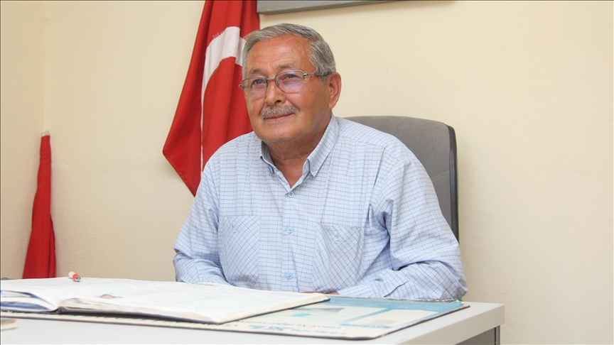 Amasyalı muhtar, maaşıyla 5 üniversite öğrencisine burs veriyor