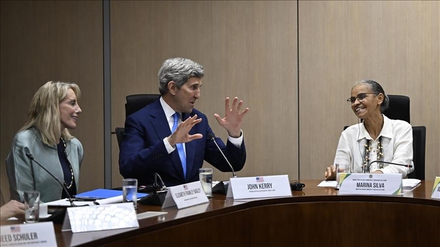 US climate envoy Kerry says ‘US not dictating’ climate policy to China US climate envoy Kerry says ‘US not dictating’ climate policy to China
