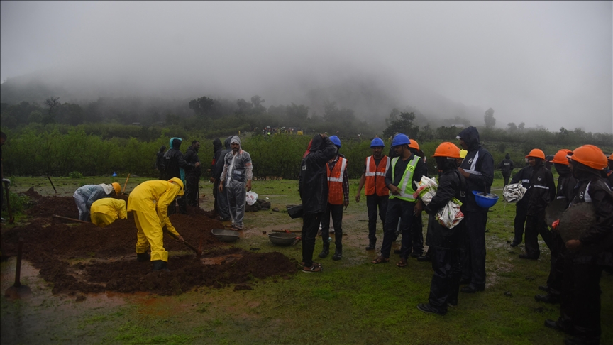 Rescuers battle rains in search for missing landslide victims in western India