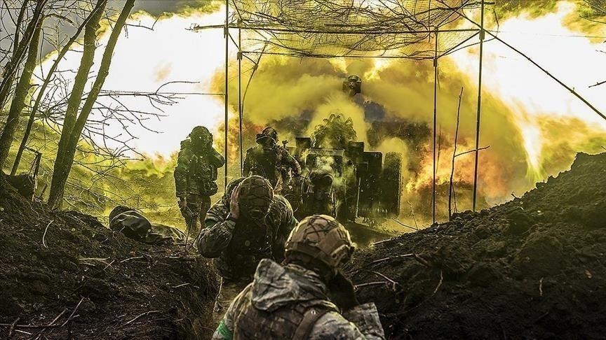 Russia accuses Ukraine of using cluster bombs Russia accuses Ukraine of using cluster bombs
