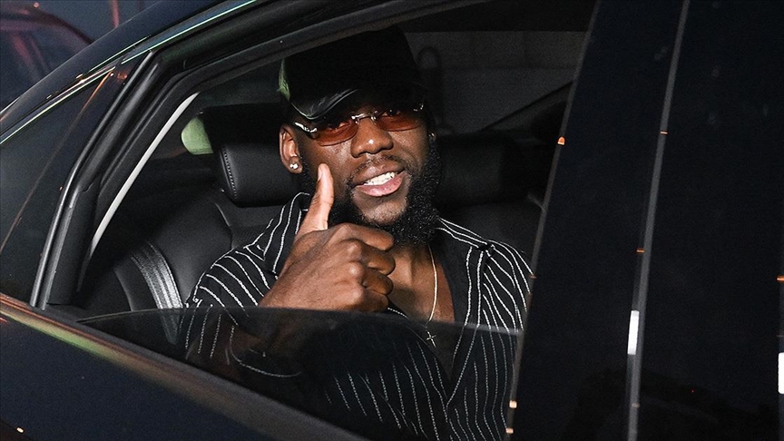 Beşiktaş'ın yeni transferi Jean Onana'dan taraftara övgü
