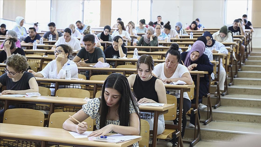 KPSS lisans oturumlarında ilk hafta sonu geride kaldı