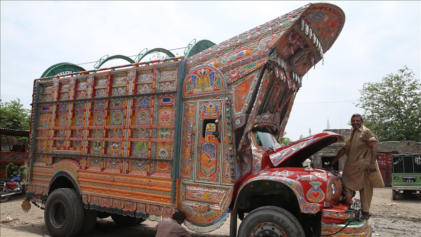 Pakistan’s art on wheels