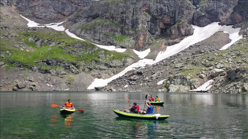 Glacial lakes in Türkiye’s Black Sea offer new thrills for trekking, canoeing enthusiasts Glacial lakes in Türkiye’s Black Sea offer new thrills for trekking, canoeing enthusiasts