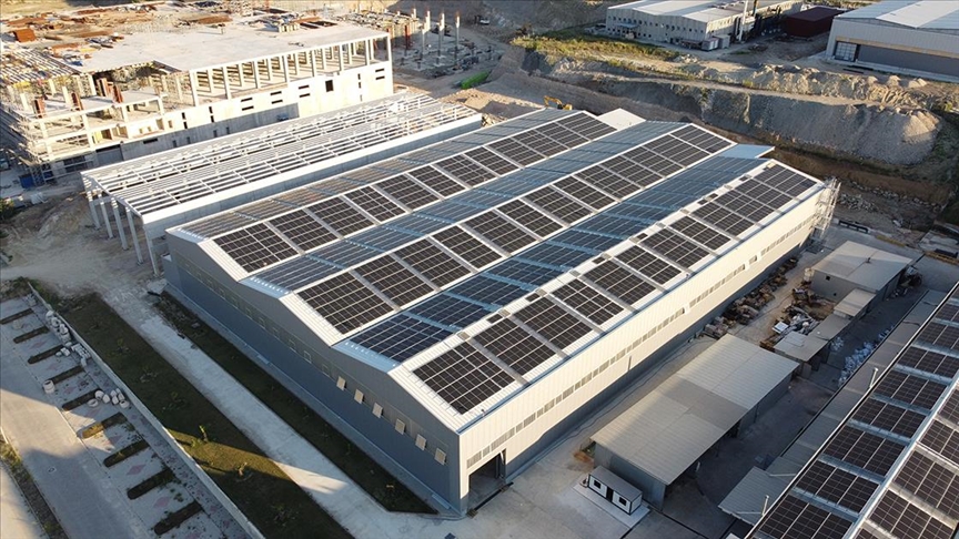 Bilecik'te kurulu alüminyum fabrikası yenilenebilir enerjiyle kendi elektriğini üretiyor 