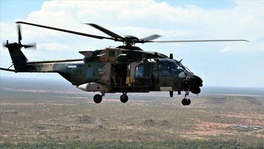 4 missing after Australia military helicopter crashes into ocean