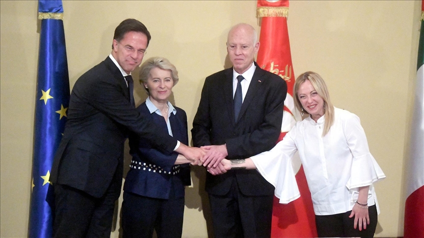 اتفاق الهجرة بين أوروبا وتونس.. تساؤلات ومخاوف (خبراء)