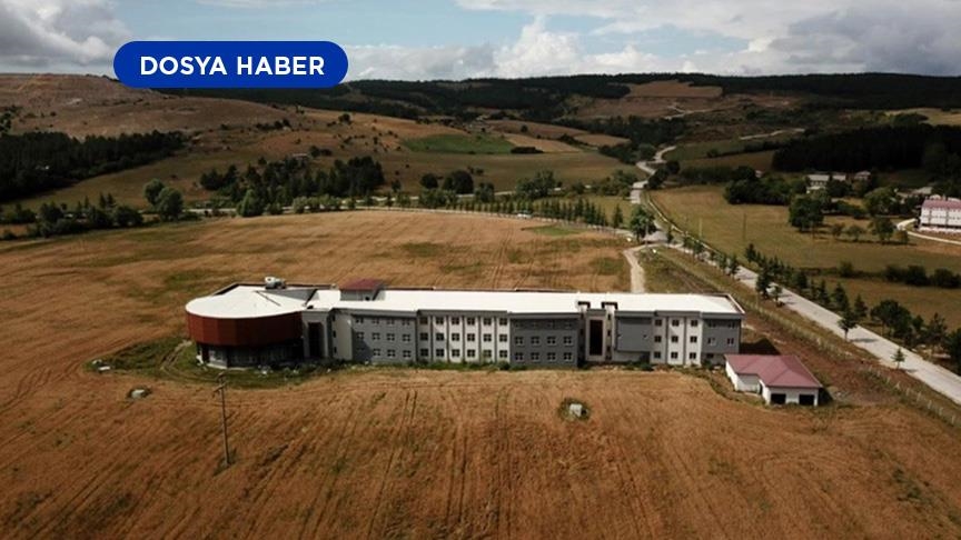 Kenevir dokumacılığında geleneksel ile modern üniversitelilerin elinde birleşecek
