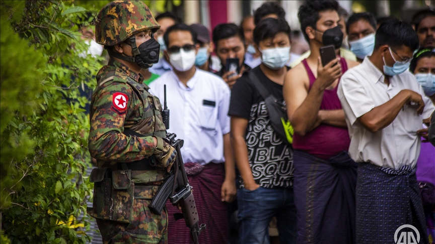 La junta militar de Myanmar conmuta parte de las sentencias de la consejera de Estado y presidente derrocados