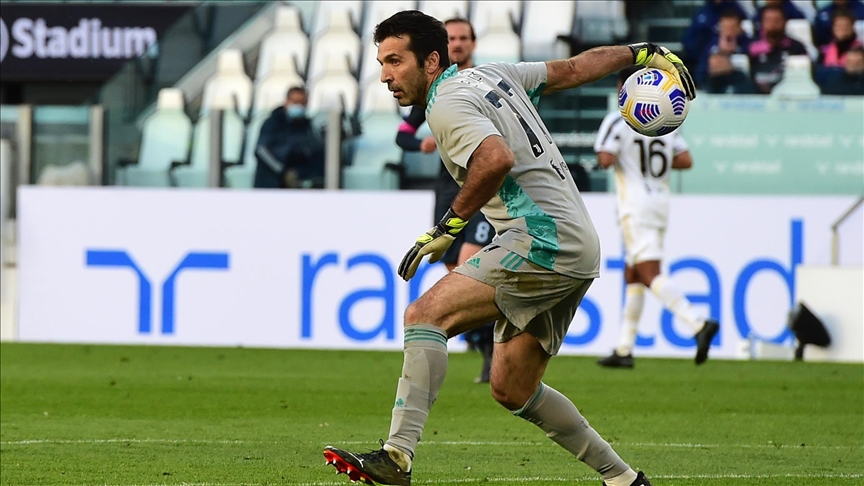 Slavni golman Gigi Buffon odlazi u penziju s pregršt rekorda