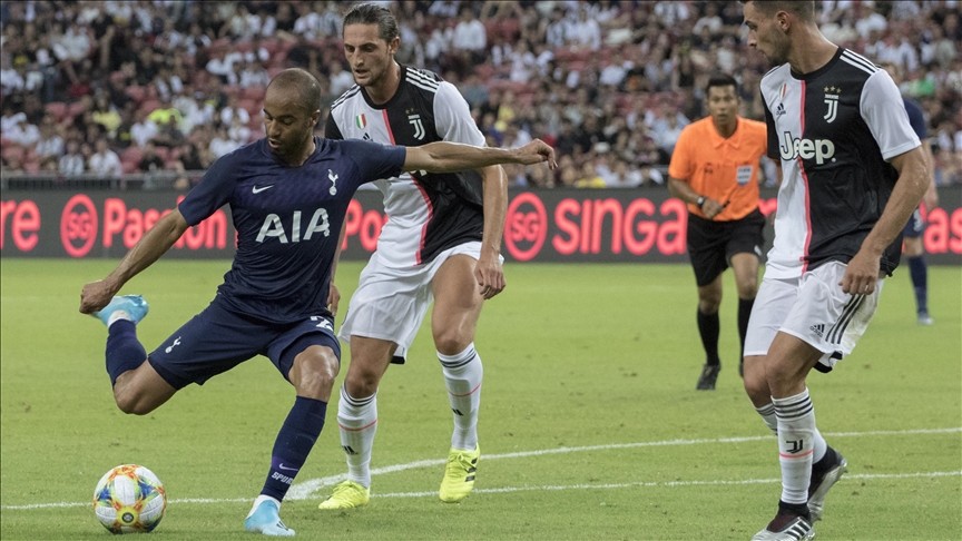Tottenham complete signing of Lucas Moura from Paris St Germain