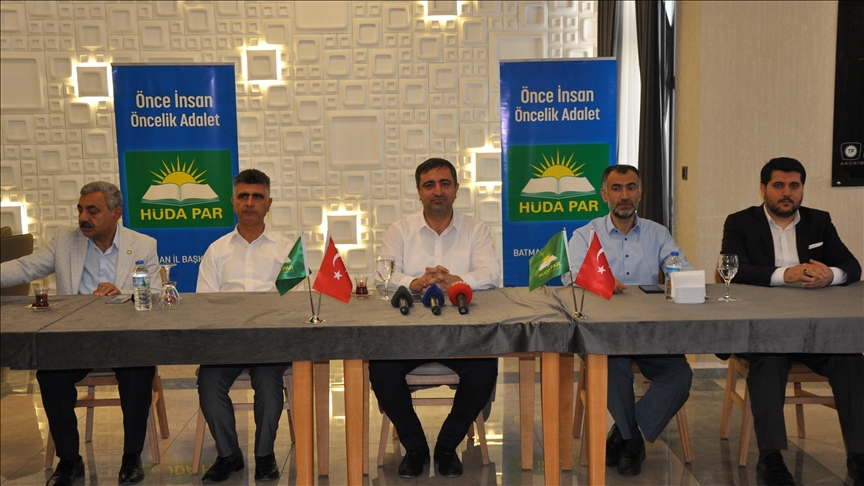Parlamenterê Batmanê yê HUDA PARê Serkan Ramanli bi endamên çapemeniyê ra hat bal hev