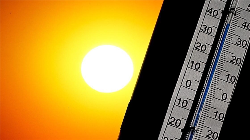 Will extreme heat change holiday seasons or destinations?