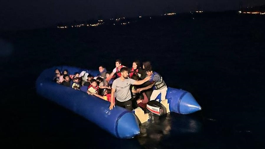 Türkiye rescues 80 irregular migrants pushed back by Greece