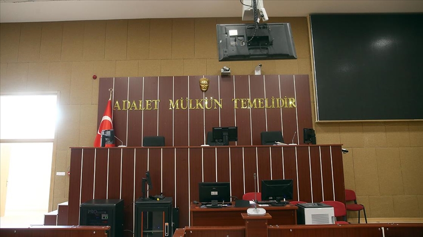 Arkadaşını kömürlükte öldüren sanık babayı, kızının dikkati ele verdi