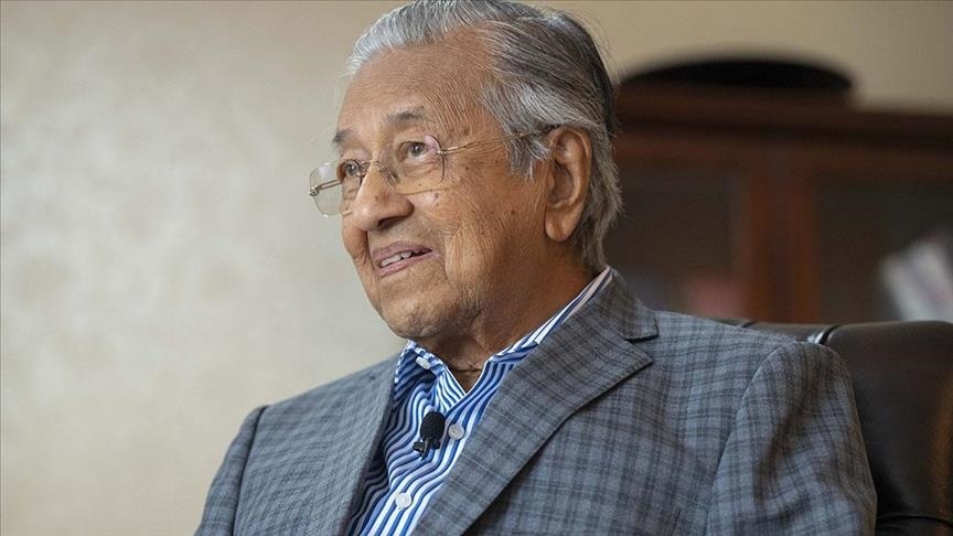 Former Malaysian Premier Mahathir admitted to hospital for infection