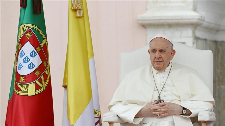 Paus Fransiskus bertemu korban pelecehan seksual di Portugal