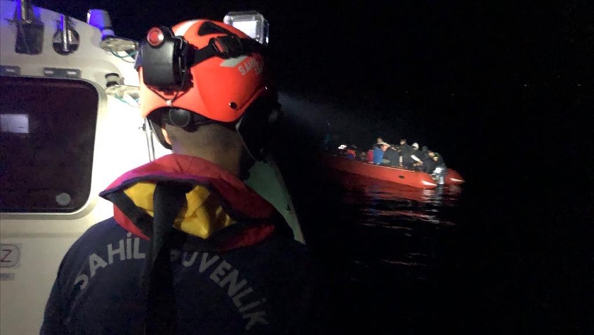 Türkiye rescues 110 irregular migrants pushed back by Greece