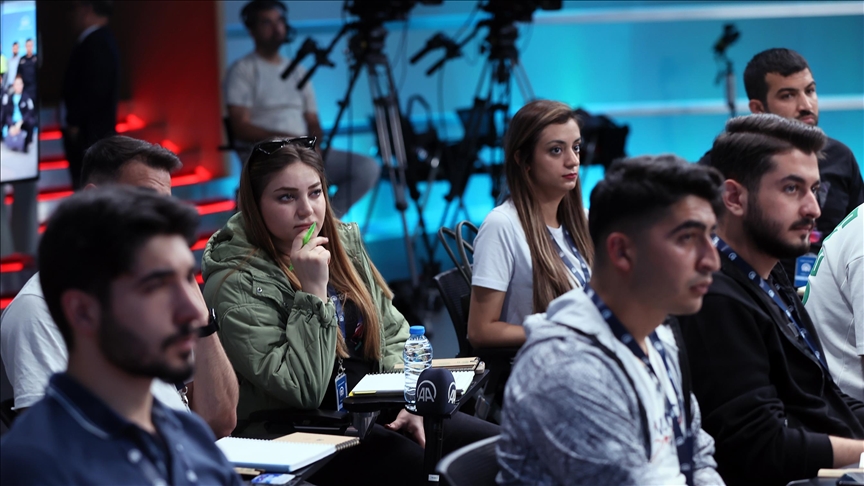 Anadolu holds conversation on diplomacy reporting