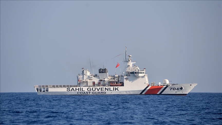 US lawmakers, governor wish Coast Guard happy birthday using images of Turkish ships