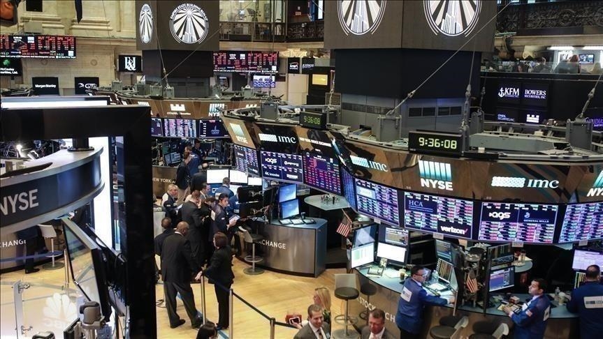 Dow soars over 400 points as US stocks gain