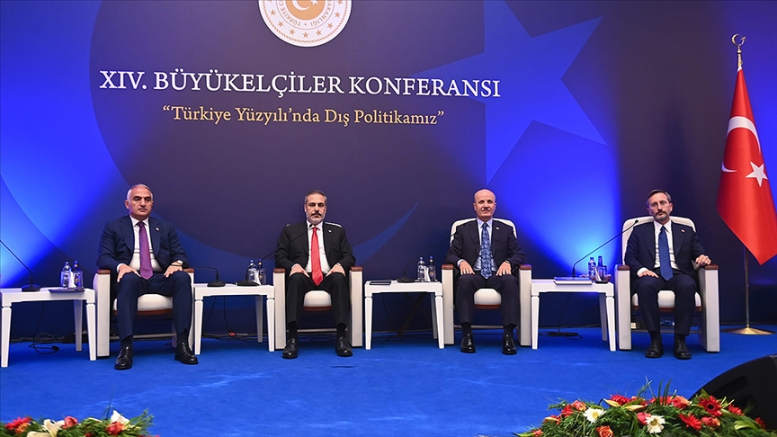 14. Büyükelçiler Konferansı kapsamında "Türkiye Yüzyılı'nda İletişim, Kültür ve Bilim Paneli" düzenlendi