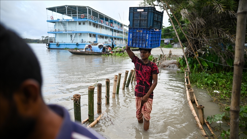 At least 7 killed as heavy monsoon rains pummel Bangladesh