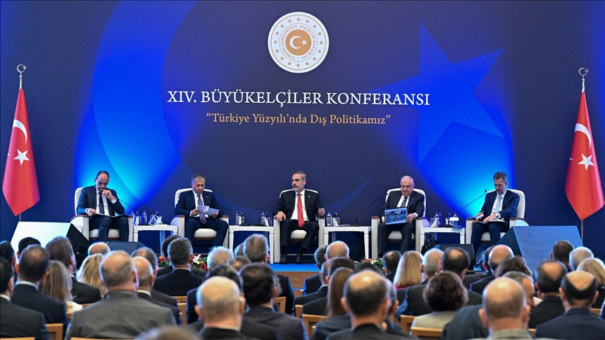 Turkish envoys discuss Türkiye's foreign policy priorities: Foreign minister