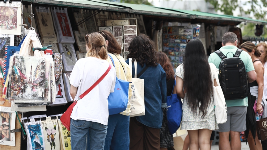 ‘It’s over’: Olympics plan imperils iconic Paris booksellers