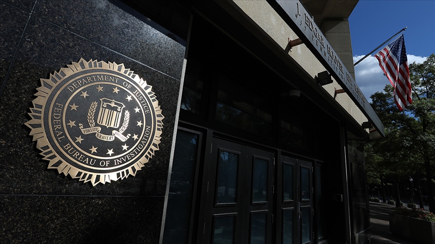 FBI'ın birden çok bürosunun bazı Katolikleri "potansiyel teröristler" olarak fişlediği iddiası