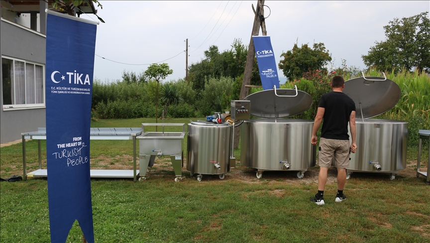 Kosovo: TIKA pomaže opremom proizvođačima i prerađivačima mleka iz bošnjačke zajednice