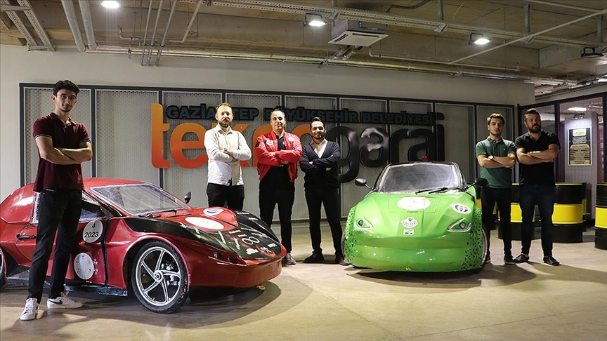 Üniversite öğrencileri