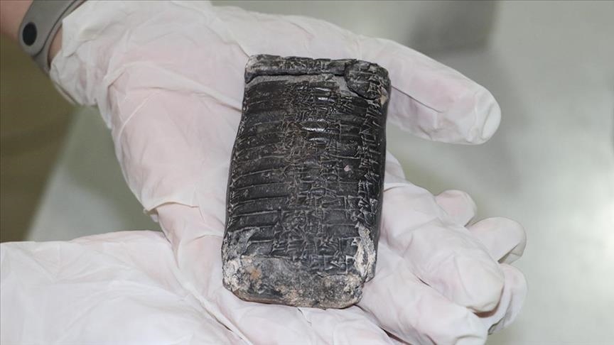 3,800-year-old cuneiform clay tablet unearthed in ancient tumulus in southern Türkiye