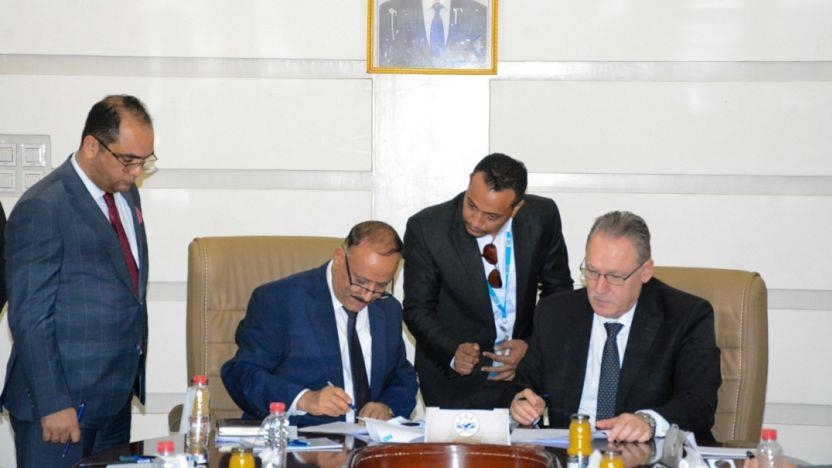 اليمن يوقع مذكرة تفاهم مع الأمم المتحدة لخفض كلفة التأمين البحري
