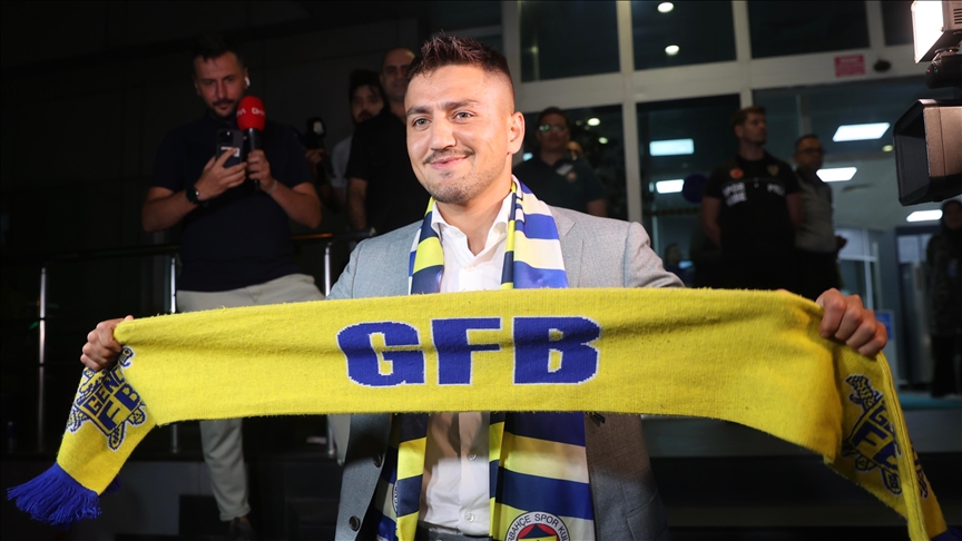 Cengiz Under u Fenerbahceu: "Džeko me stalno pitao kad ću doći"