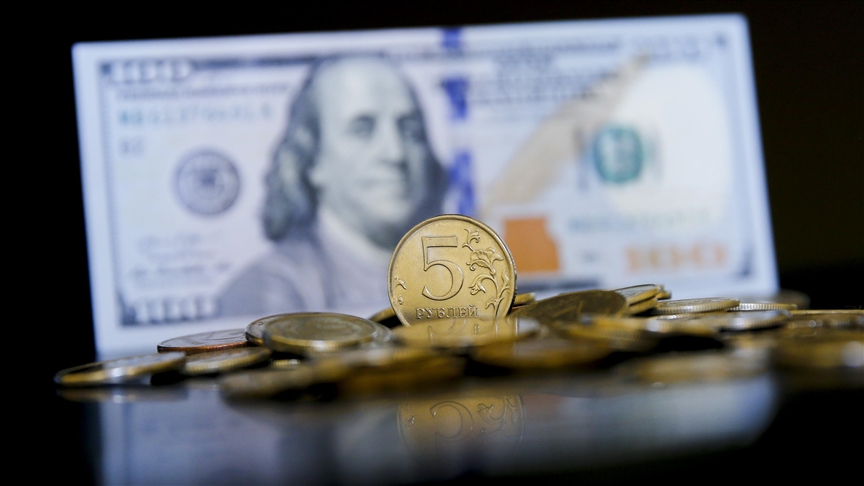 USD/RUB parity exceeds 100 for 1st time since March 2022