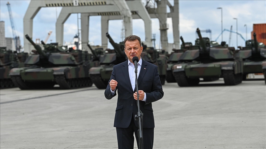 Poland signs deals to purchase hundreds of armored vehicles