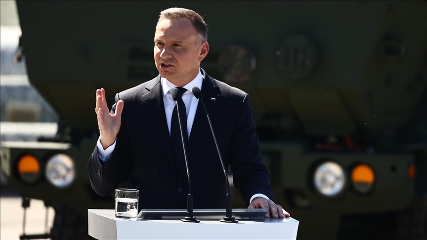 Polish, Latvian leaders discuss security, defense issues
