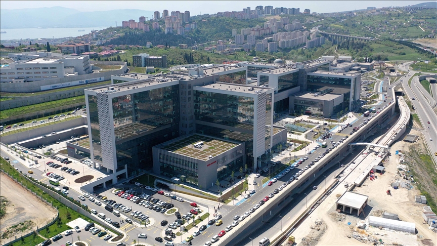 Sağlık Bakanı Koca: Bugün deprem riskine karşı tedbir alınmış sağlık yatırımlarıyla yeni bir Kocaeli var